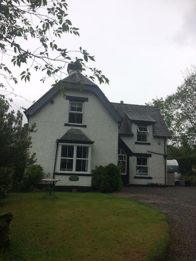 مبيت وإفطار كيسويك Claremont House Keswick المظهر الخارجي الصورة